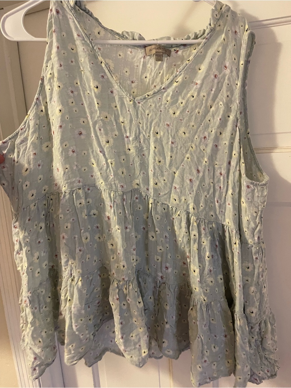 Wonderly Light Green Floral Tiered Sleeveless Tunic